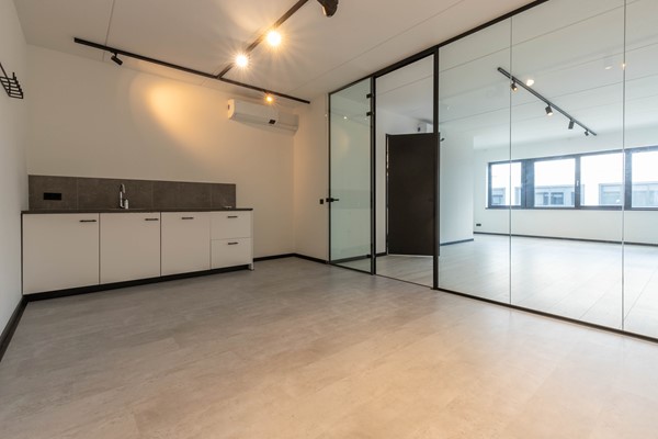 Medium property photo - Titaniumweg 466, 2401 ML Alphen aan den Rijn